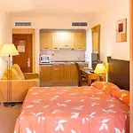 Hotel Toboso Apar - Turis Nerja