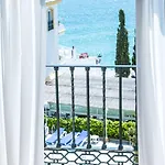 Toboso Apar - Turis Nerja