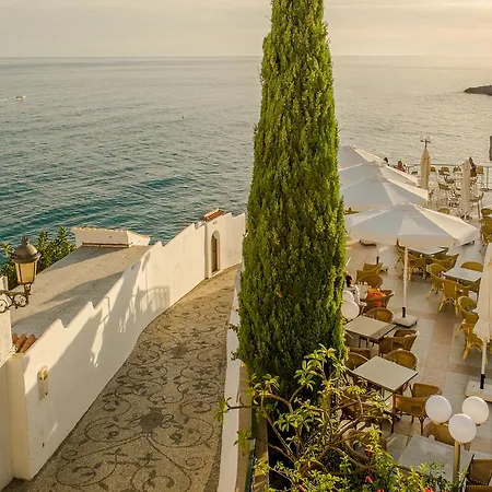Toboso Apar - Turis Hotel