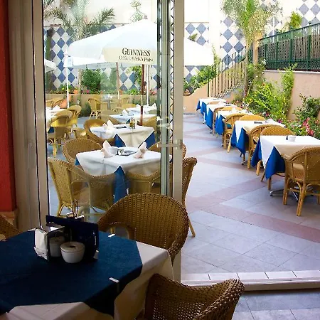 Hotel Toboso Apar - Turis