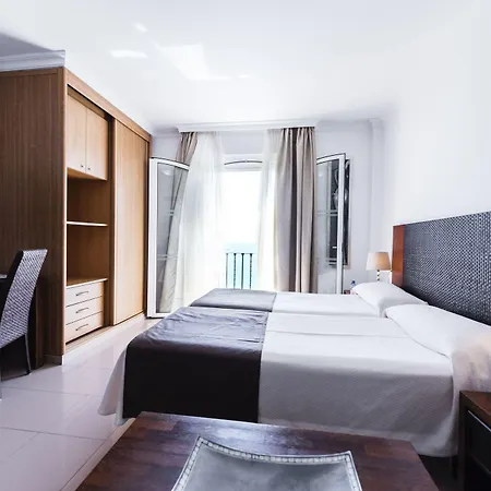 Hotel Toboso Apar - Turis