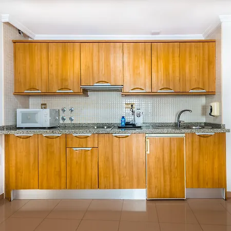 Toboso Apar - Turis Hotel