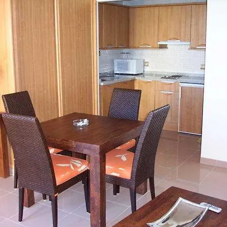 Toboso Apar - Turis Szálloda 3*