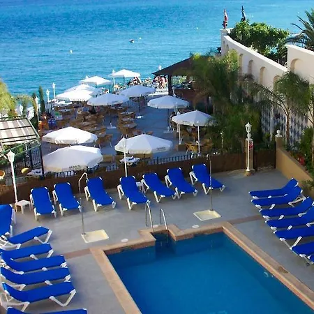 Toboso Apar - Turis Szálloda Nerja